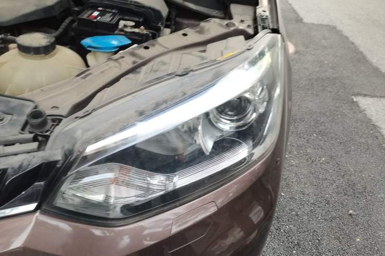 Used MG GS 2016 2.0TGI TST Four-Wheel Drive Flagship Edition Engine Bay Left