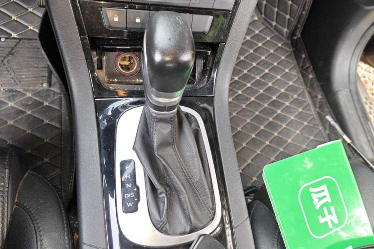 Used MG GS 2016 1.5TGI TST Luxury Edition Gear Lever