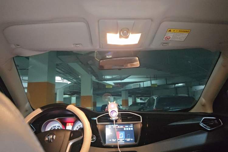 Used MG GS 2016 1.5TGI TST Luxury Edition Headliner
