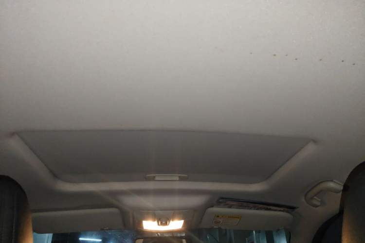 Used MG GS 2016 1.5TGI TST Luxury Edition Headliner