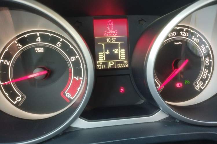 Used MG GS 2016 1.5TGI TST Luxury Edition Odometer Close Up