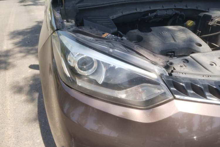 Used MG GS 2016 1.5TGI TST Luxury Edition Right Front Headlight