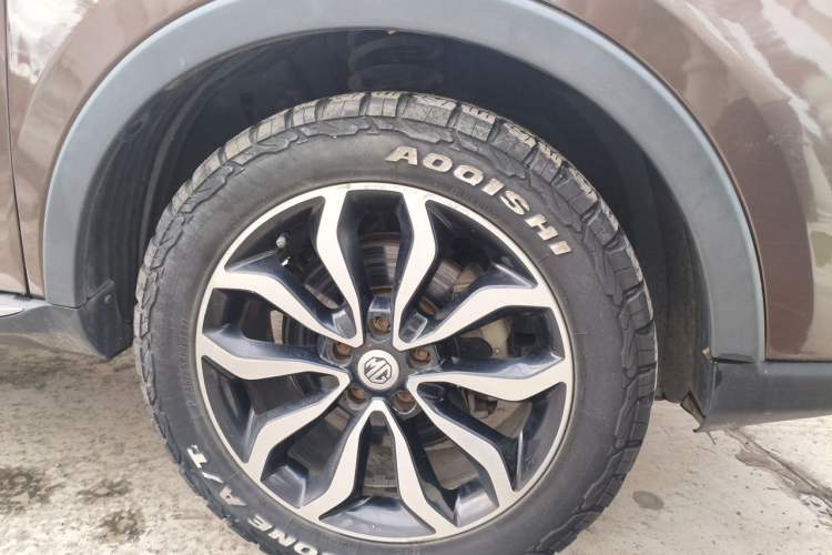 Used MG GS 2016 1.5TGI TST Luxury Edition Right Front Wheel Hub