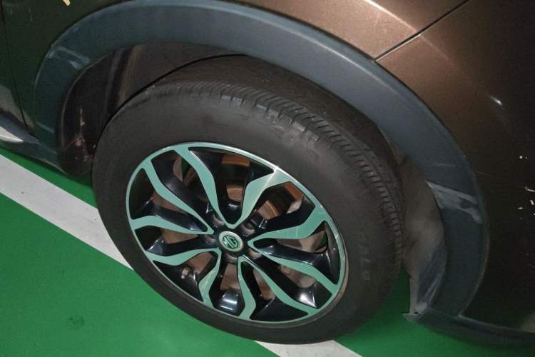 Used MG GS 2016 1.5TGI TST Luxury Edition Right Front Wheel Hub