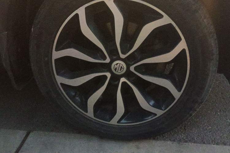 Used MG GS 2016 1.5TGI TST Luxury Edition Right Front Wheel Hub