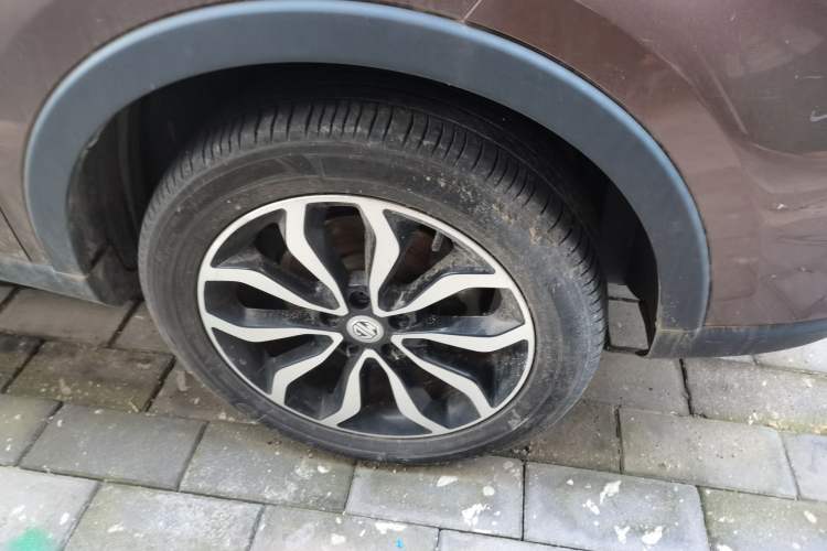 Used MG GS 2016 2.0TGI TST Four-Wheel Drive Flagship Edition Right Front Wheel Hub