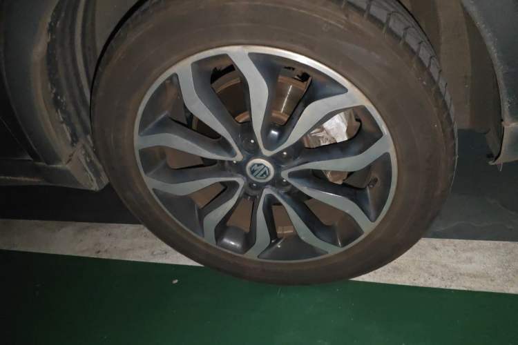 Used MG GS 2016 1.5TGI TST Luxury Edition Right Front Wheel Hub