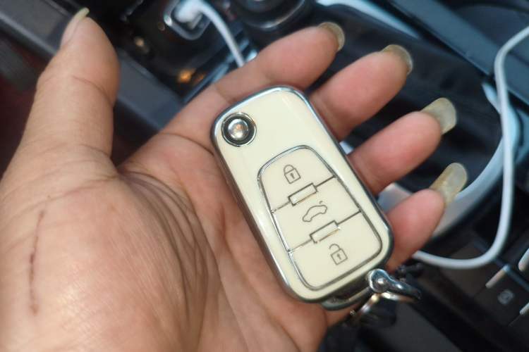 Used MG GS 2016 1.5TGI TST Luxury Edition Vehicle Key