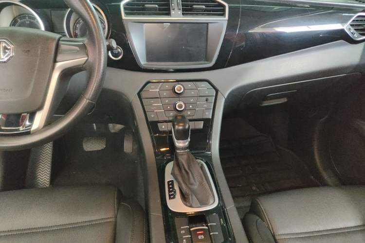 Used MG GS 2016 1.5TGI TST Luxury Edition Audio And AC Panel