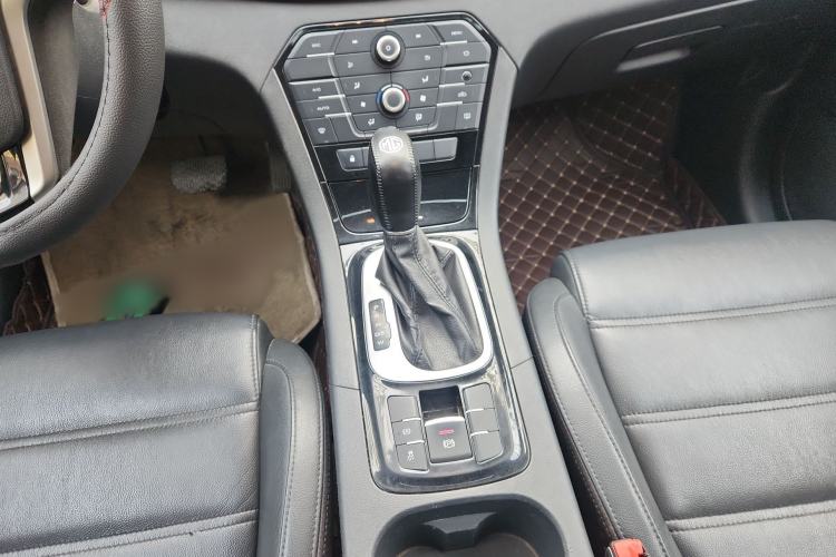Used MG GS 2016 1.5TGI TST Luxury Edition Gear Lever