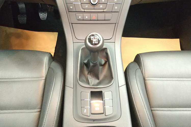 Used MG GS 2016 1.5TGI Manual Value Edition Gear Lever