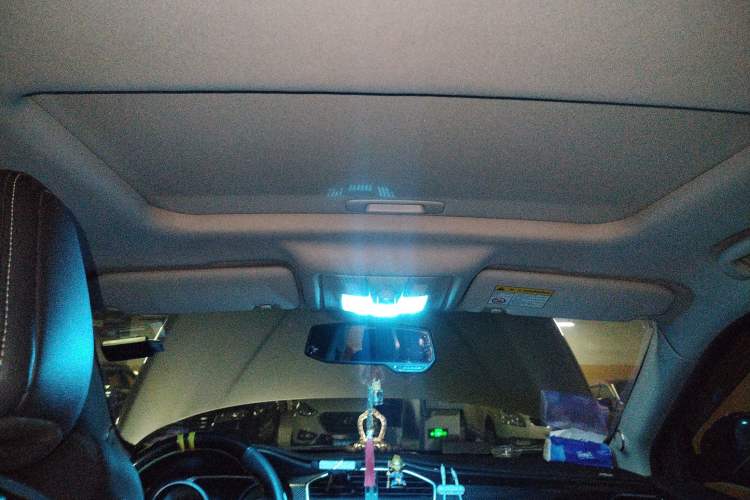 Used MG GS 2016 2.0TGI TST Luxury Edition Headliner
