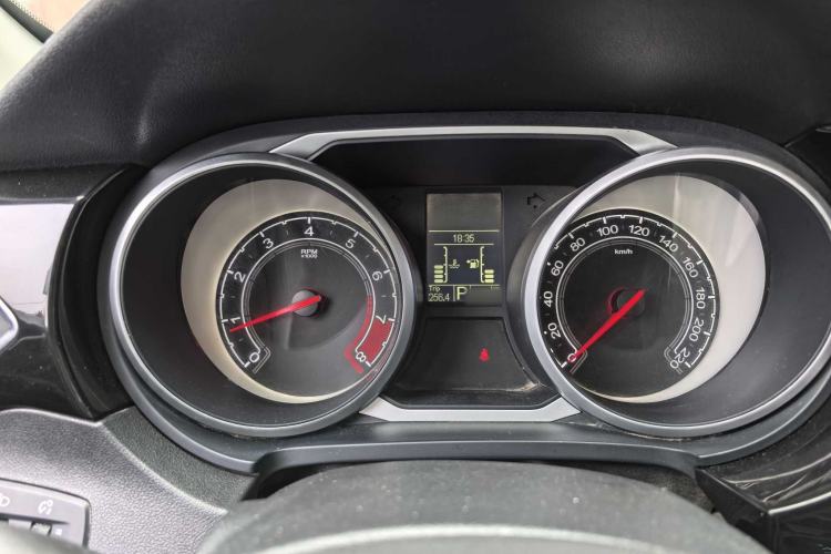 Used MG GS 2016 1.5TGI TST Luxury Edition Instrument Cluster