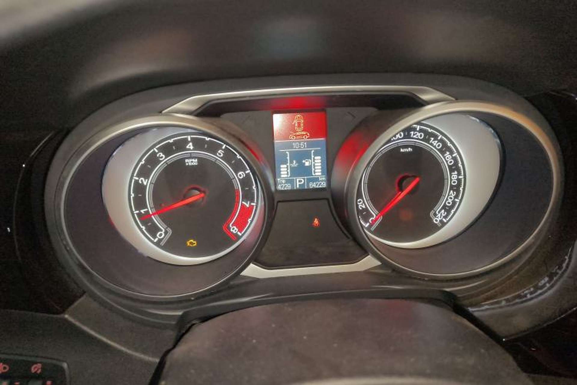 Used MG GS 2016 1.5TGI TST Luxury Edition Instrument Cluster