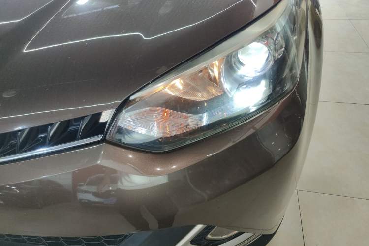 Used MG GS 2016 1.5TGI TST Luxury Edition Left Front Headlight