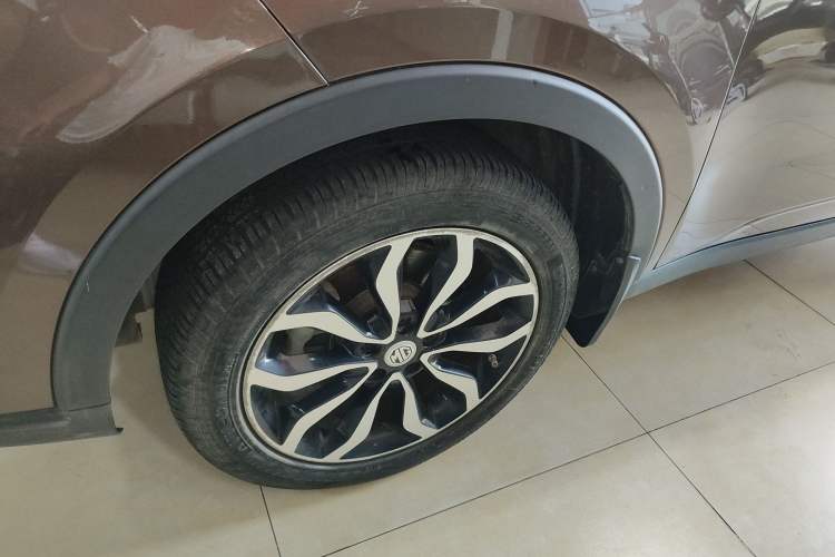 Used MG GS 2016 1.5TGI TST Luxury Edition Left Front Wheel Hub