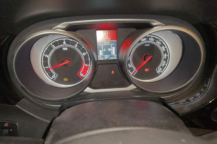 Used MG GS 2016 1.5TGI TST Luxury Edition Odometer Close Up