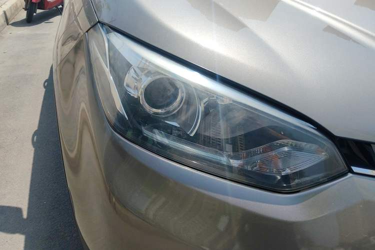 Used MG GS 2016 1.5TGI TST Luxury Edition Right Front Headlight