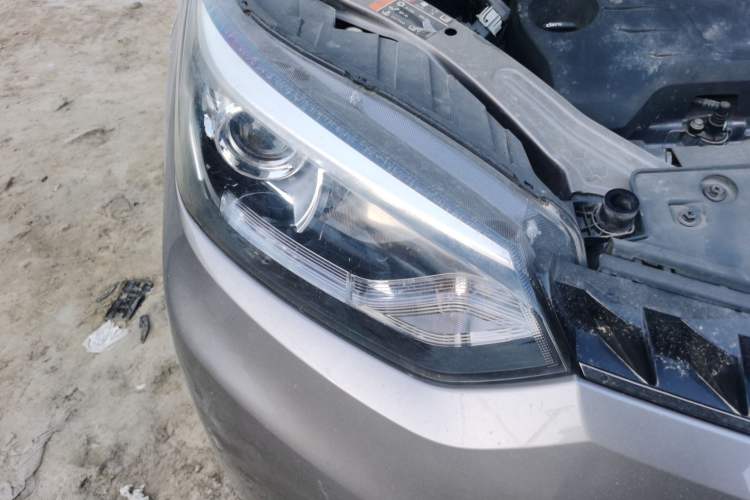 Used MG GS 2016 1.5TGI TST Luxury Edition Right Front Headlight