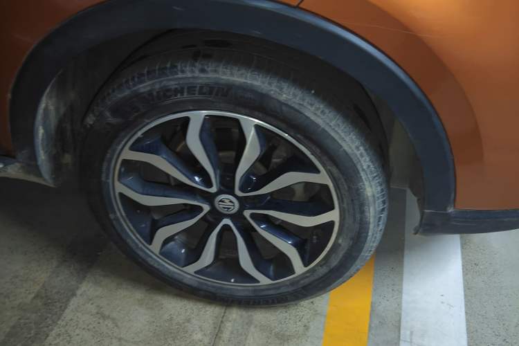 Used MG GS 2016 1.5TGI TST Luxury Edition Right Front Wheel Hub