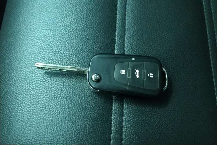 Used MG GS 2016 1.5TGI Manual Value Edition Vehicle Key