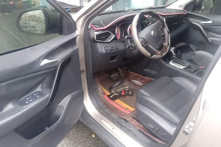 Used MG GS 2016 1.5TGI TST Luxury Edition Driver Seat