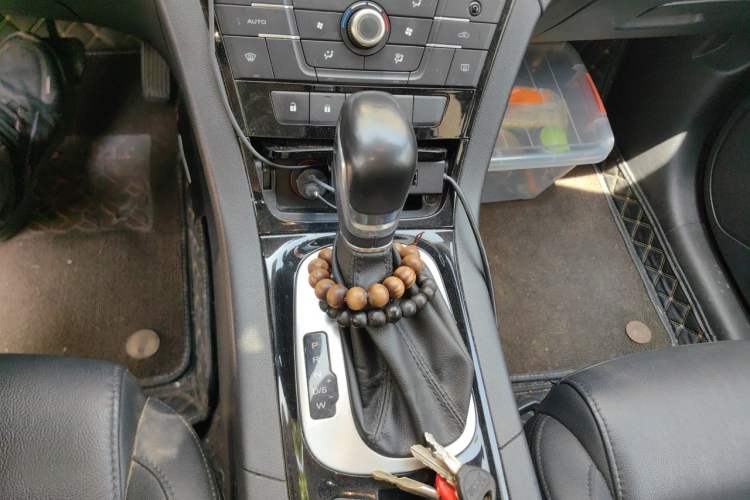 Used MG GS 2016 1.5TGI TST Luxury Edition Gear Lever