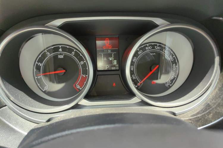Used MG GS 2016 1.5TGI TST Luxury Edition Odometer Close Up