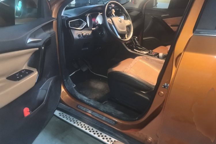 Used MG GS 2016 1.5TGI TST Luxury Edition Driver Seat