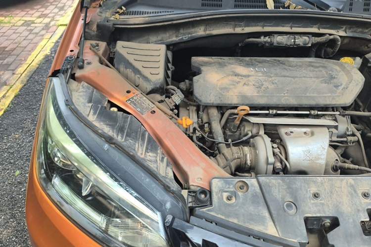 Used MG GS 2016 2.0TGI TST Luxury Edition Engine Bay Right