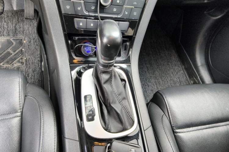 Used MG GS 2016 1.5T TST inkaNet Luxury Edition Gear Lever