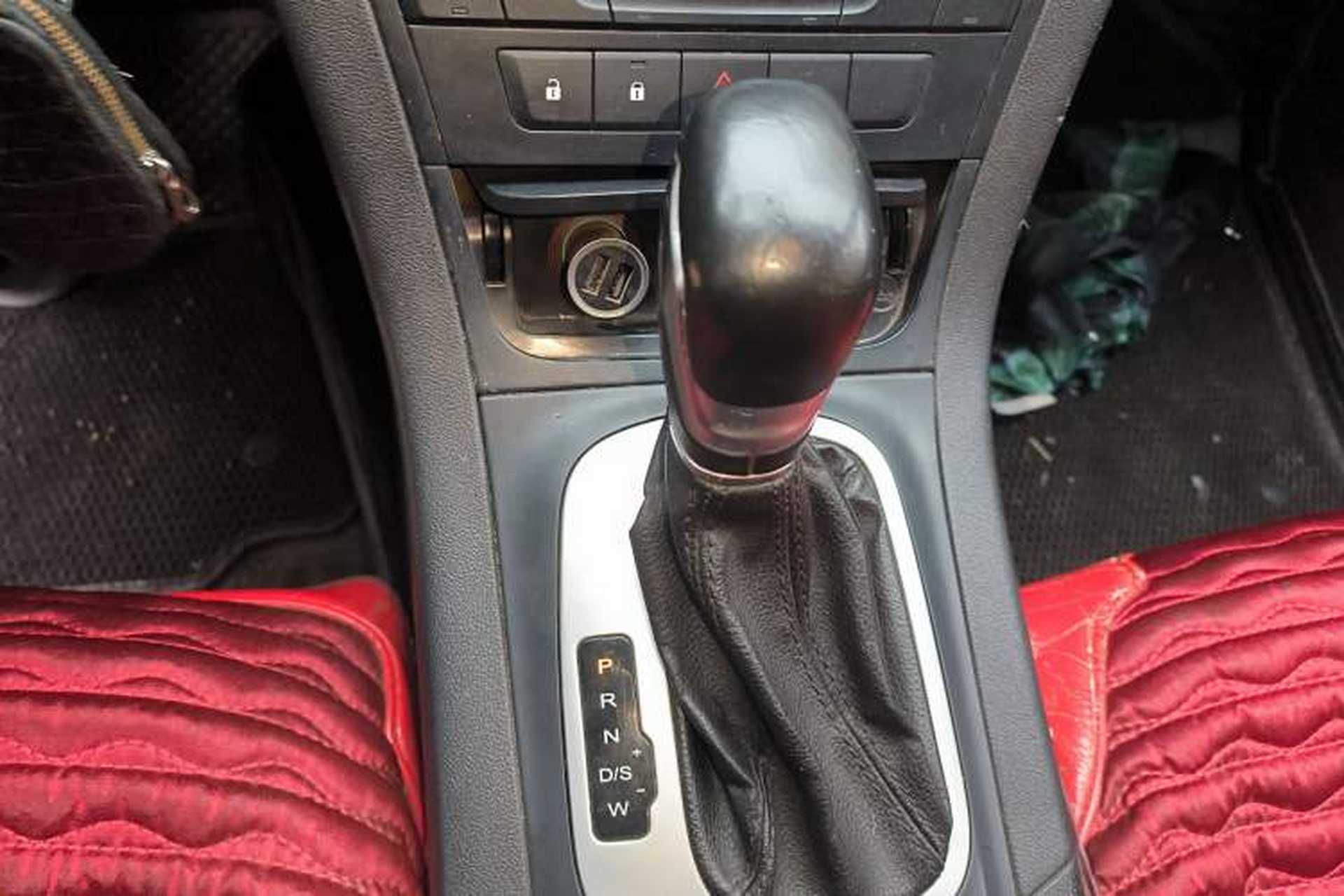 Used MG GS 2016 1.5TGI TST Elite Edition Gear Lever