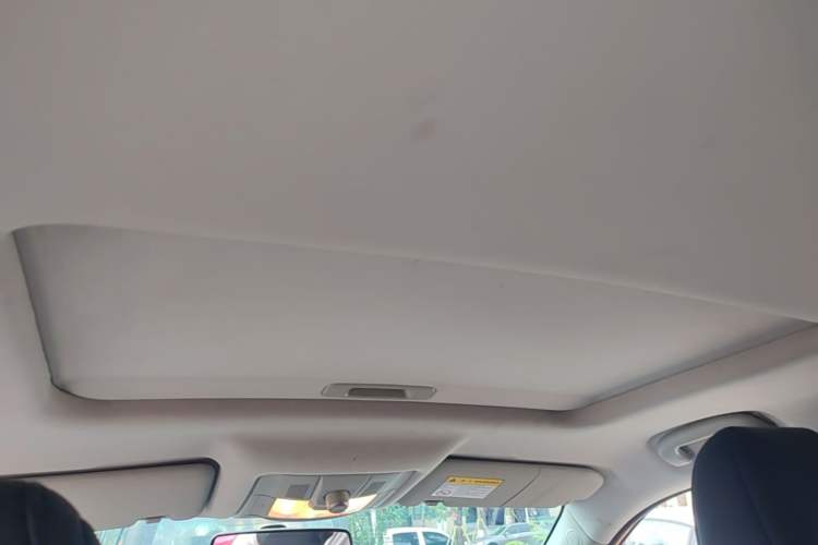 Used MG GS 2016 1.5TGI TST Luxury Edition Headliner