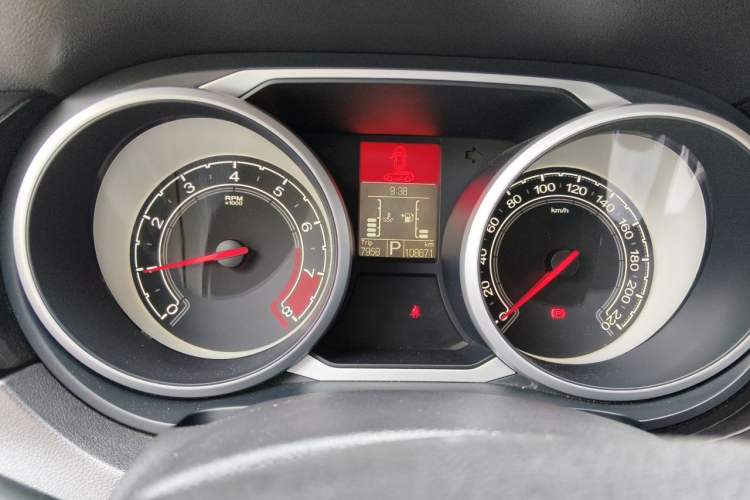 Used MG GS 2016 1.5T TST inkaNet Luxury Edition Instrument Cluster