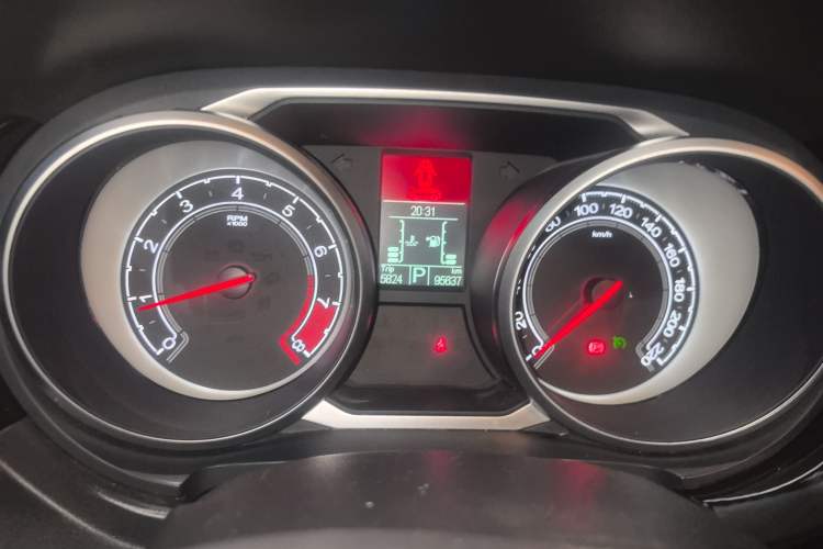 Used MG GS 2016 1.5TGI TST Luxury Edition Instrument Cluster