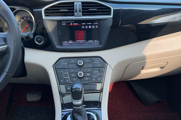 Used MG GS 2016 1.5T TST inkaNet Luxury Edition Interior 4