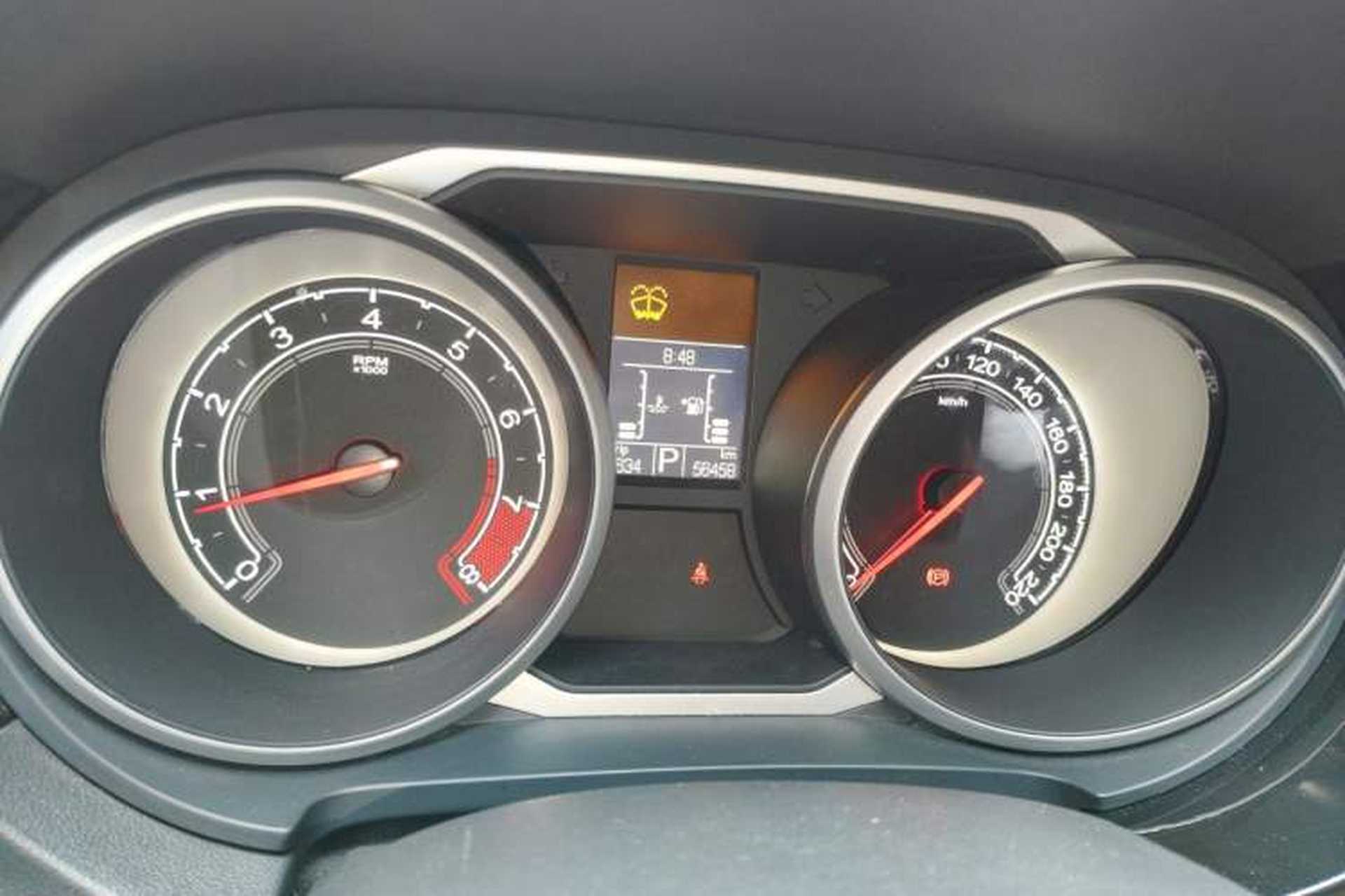 Used MG GS 2016 2.0TGI TST Four-Wheel Drive Flagship Edition Odometer Close Up