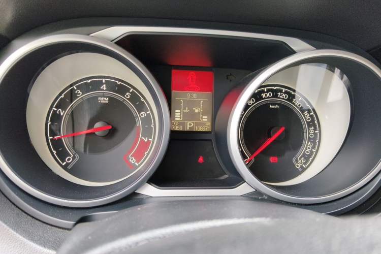 Used MG GS 2016 1.5T TST inkaNet Luxury Edition Odometer Close Up
