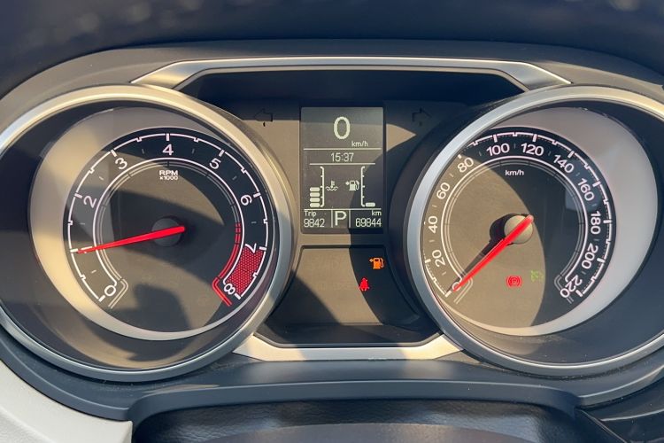 Used MG GS 2016 1.5T TST inkaNet Luxury Edition Odometer Close Up