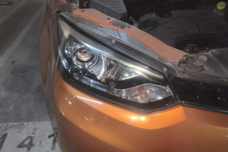 Used MG GS 2016 1.5TGI TST Luxury Edition Right Front Headlight