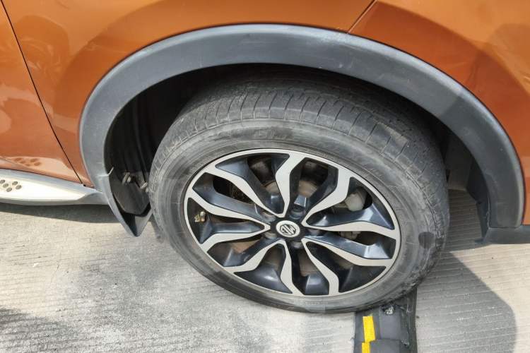 Used MG GS 2016 1.5T TST inkaNet Luxury Edition Right Front Wheel Hub