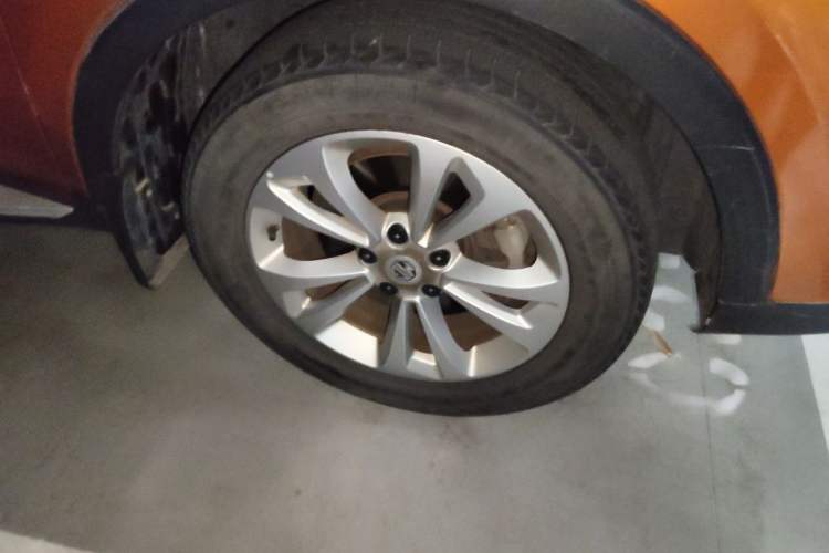 Used MG GS 2016 1.5TGI TST Elite Edition Right Front Wheel Hub