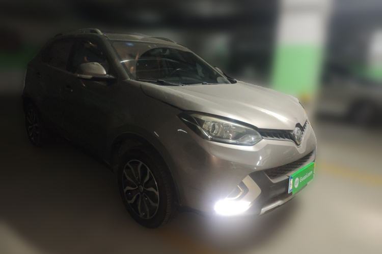 Used MG GS 2016 2.0TGI TST Luxury Edition Front Right 45 Deg