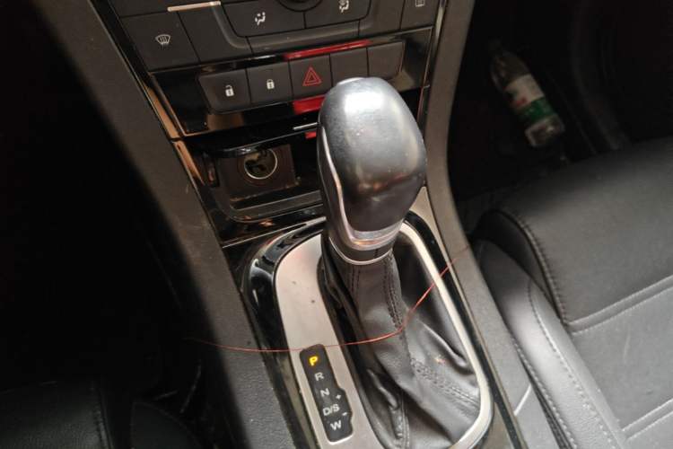 Used MG GS 2016 1.5TGI TST Luxury Edition Gear Lever