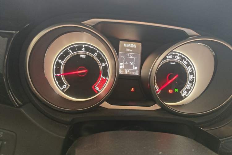 Used MG GS 2016 1.5TGI TST Luxury Edition Odometer Close Up