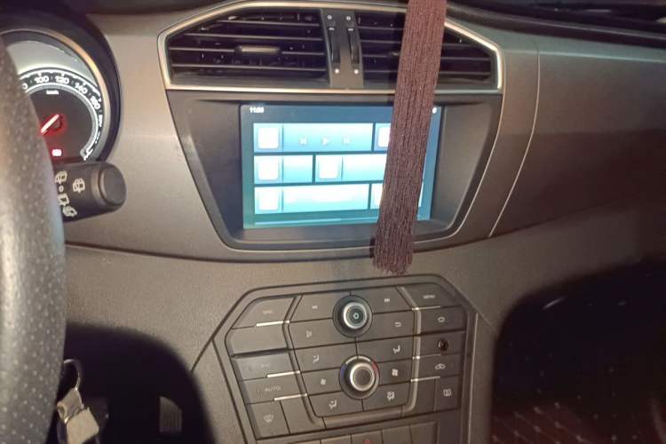 Used MG GS 2016 1.5TGI Manual Value Edition Audio And AC Panel