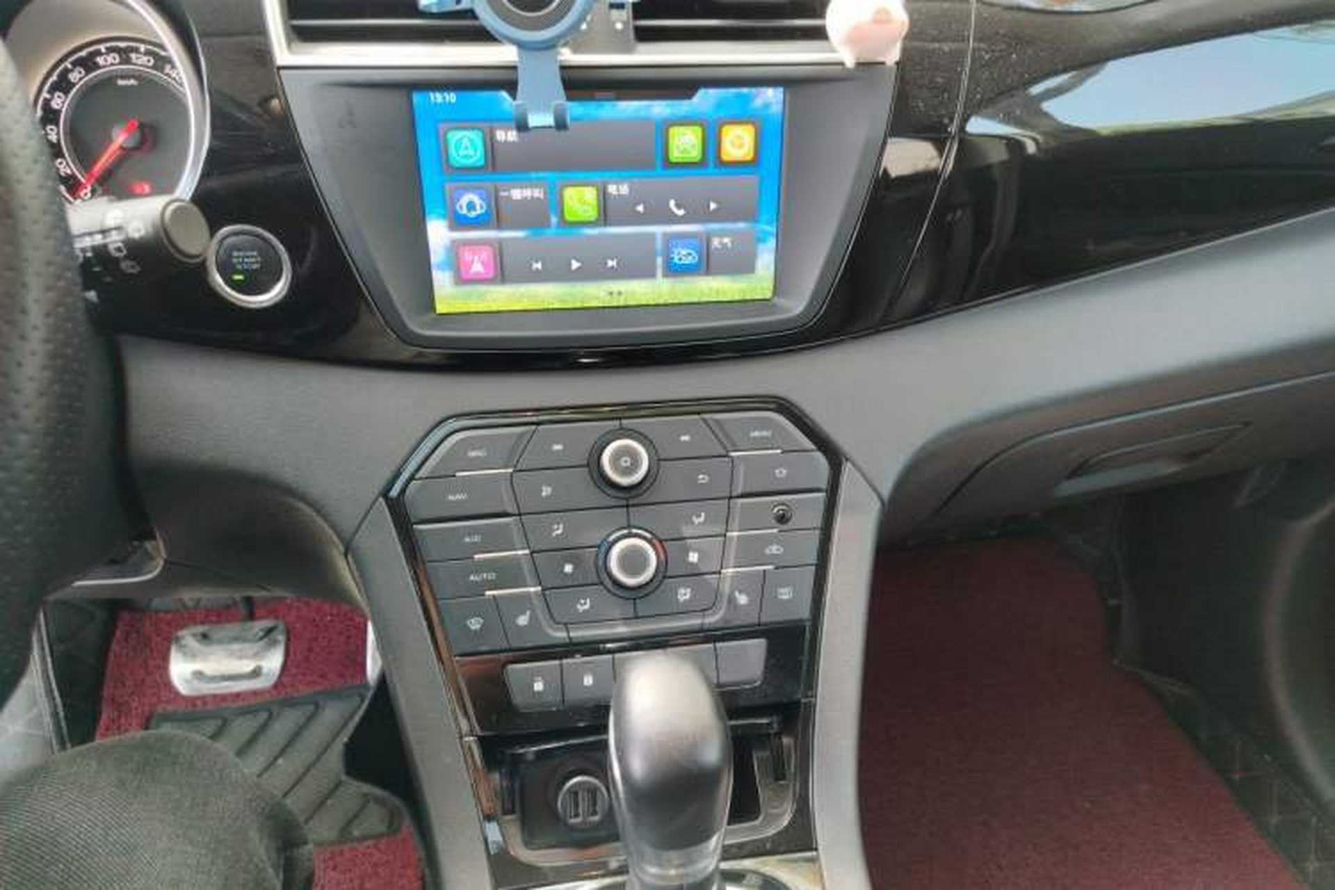 Used MG GS 2016 2.0TGI TST Four-Wheel Drive Flagship Edition Audio And AC Panel