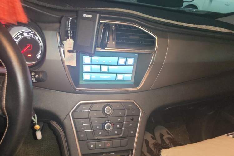 Used MG GS 2016 1.5TGI Manual Value Edition Audio And AC Panel
