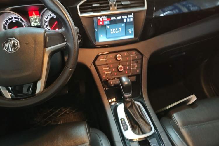 Used MG GS 2016 1.5TGI TST Luxury Edition Audio And AC Panel