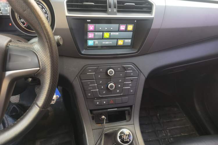 Used MG GS 2016 1.5TGI Manual Value Edition Audio And AC Panel